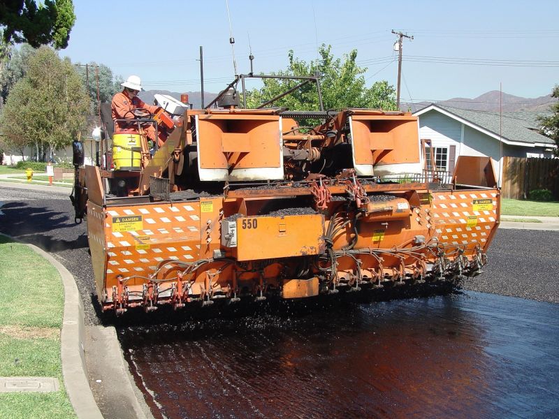 Asphalt Sealing Equipment